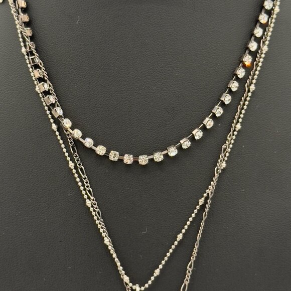 Betsey Johnson Layered Necklace Key Heart Pendants Rhinestones Bow Accents - Picture 6 of 15